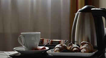 Franciscus Hotel Verona Bagian luar foto